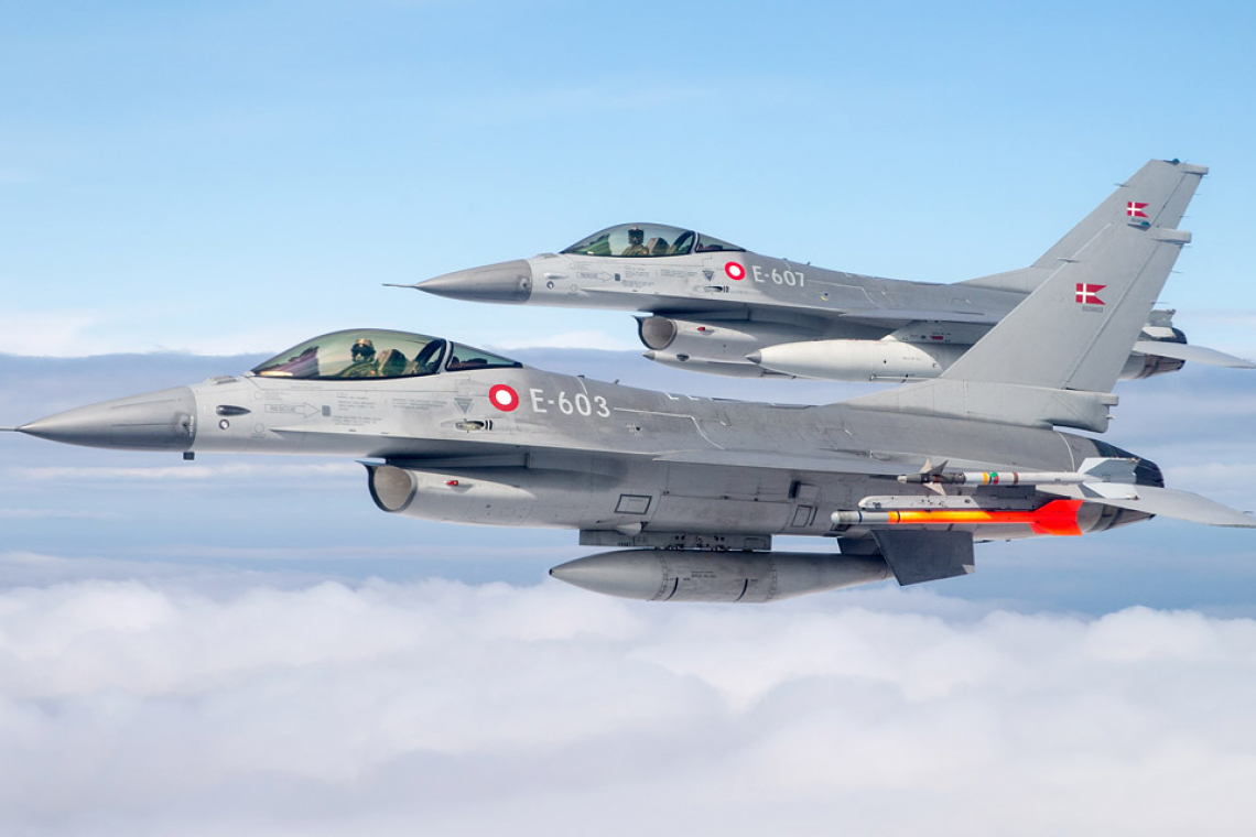 Breaking News: Denmark Officially APPROVES Providing 4th Generation F-16 Fighter Jets to Ukraine