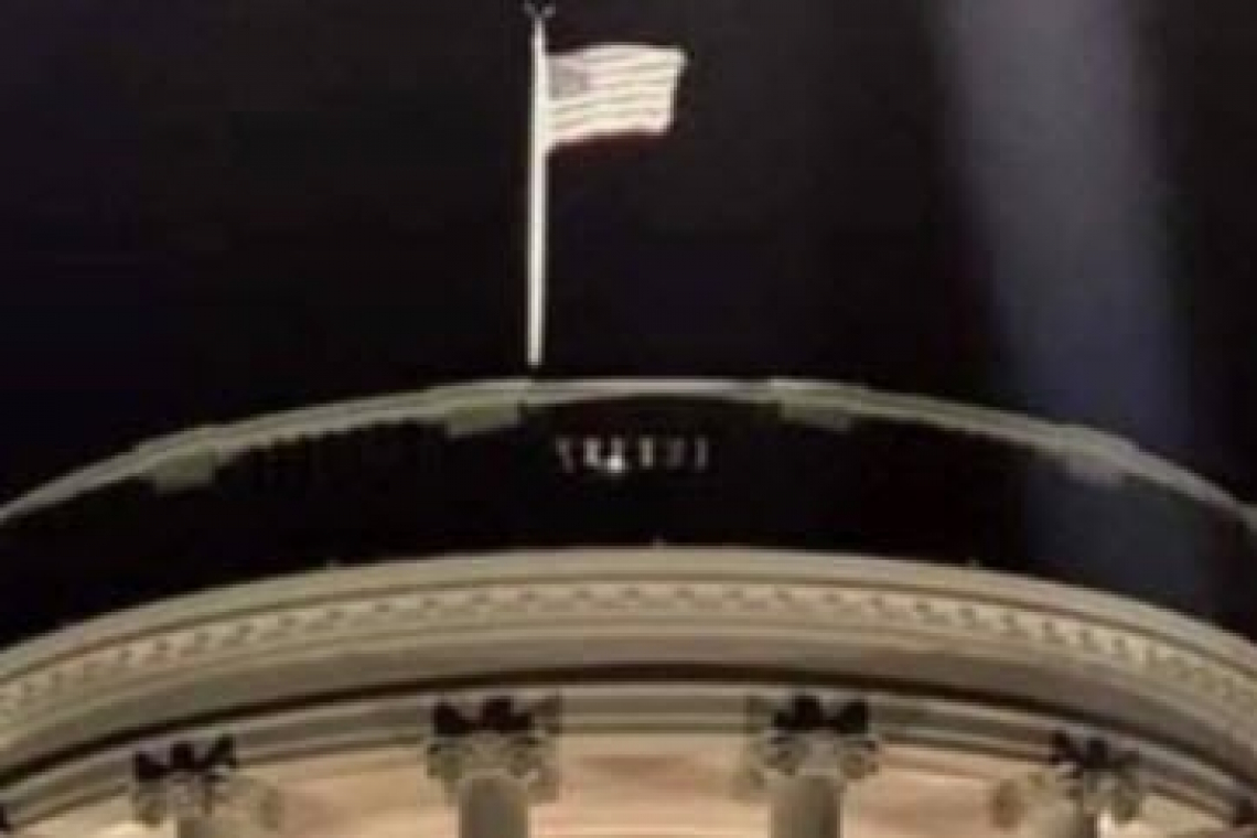1776 Flag Flying Over White House!  REVOLUTION SIGNAL