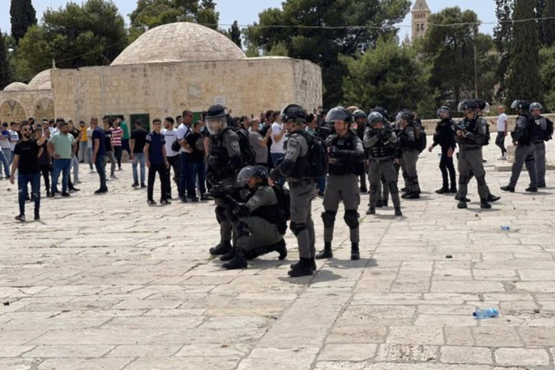 "Cease Fire?" Apparently Not! Israeli Police Storm AL-Aqsa Mosque AGAIN Friday.  STUN GRENADES AGAIN!