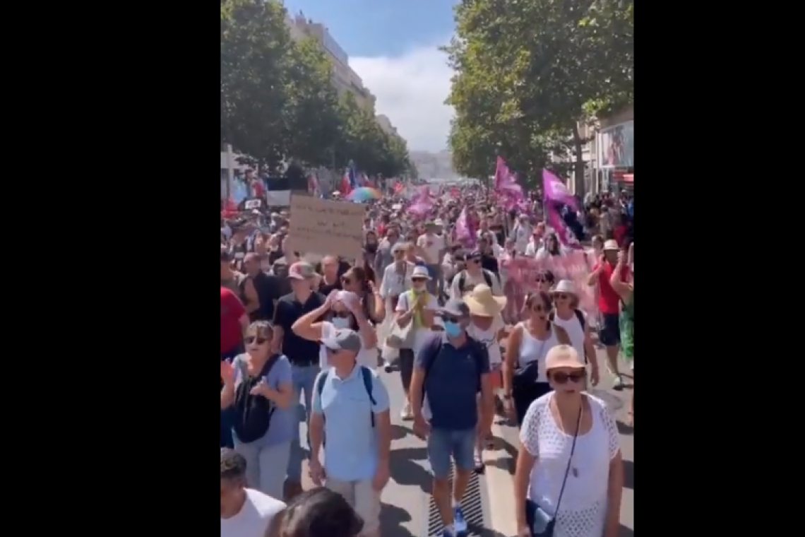Hundreds-of-Thousands Protest Vaccine in France; Lockdowns in Australia. Police Open Fire on Unarmed Australians to break up illegal gatherings!