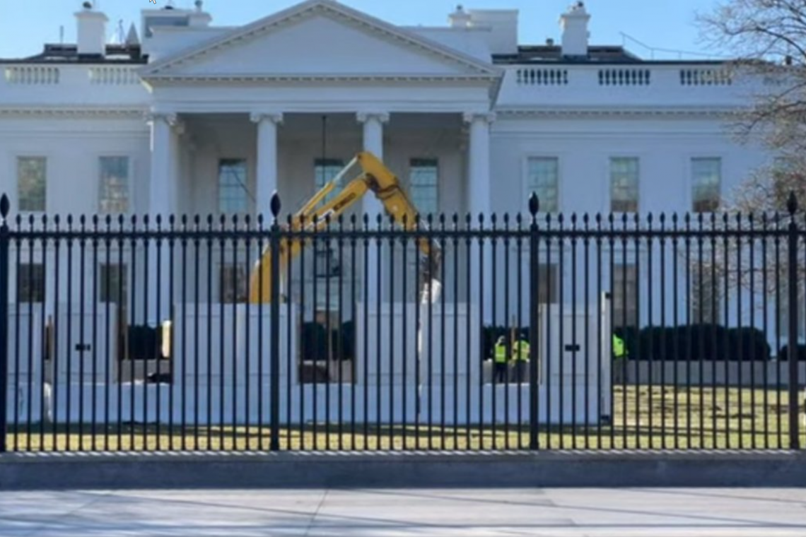 You Can SMELL the Fear!   Permanent New CONCRETE WALL being installed around White House