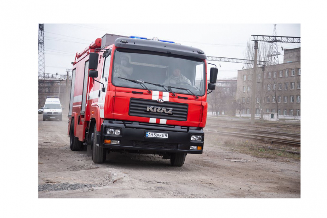 Fire Trucks Being Brought To Ukraine Asovstal Steel Plant - Will Pump Water into Underground Hideouts to DROWN 3,000 Hold-out NAZIS