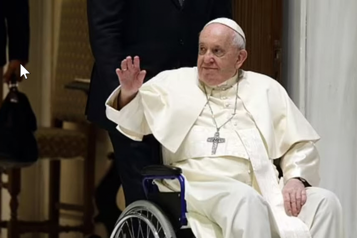 Pope declares mankind is 'experiencing the outbreak of World War Three'