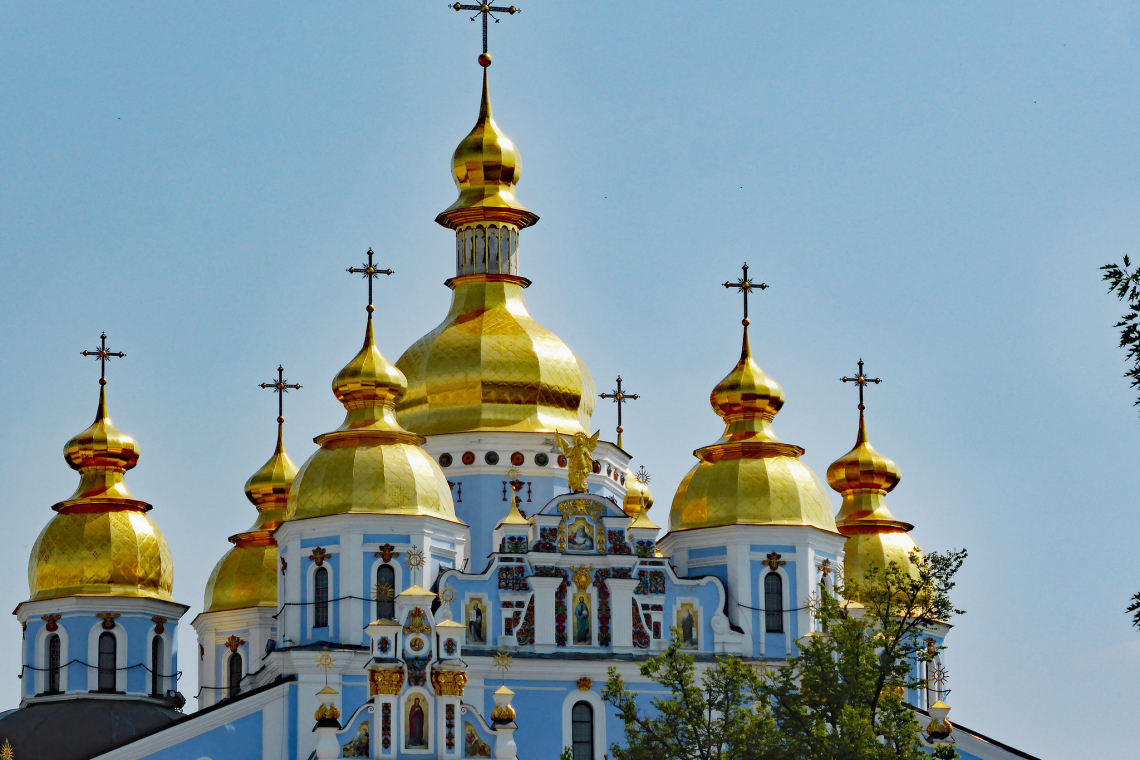 Ukraine Government NAZIS Raiding Ukraine Orthodox Churches!