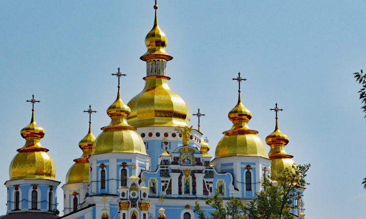 Ukraine Government NAZIS Raiding Ukraine Orthodox Churches!