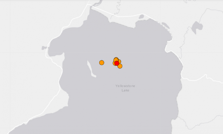 Earthquake Cluster in Yellowstone Volcano - Wyoming