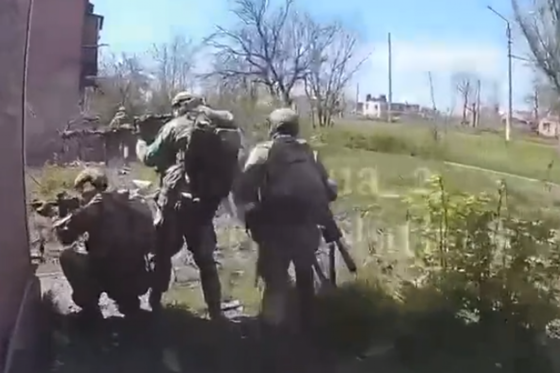 VIDEO: American English Spoken on Ukraine Battlefield; While US Gov't Claims &quot;Not a Party to the conflict.&quot;