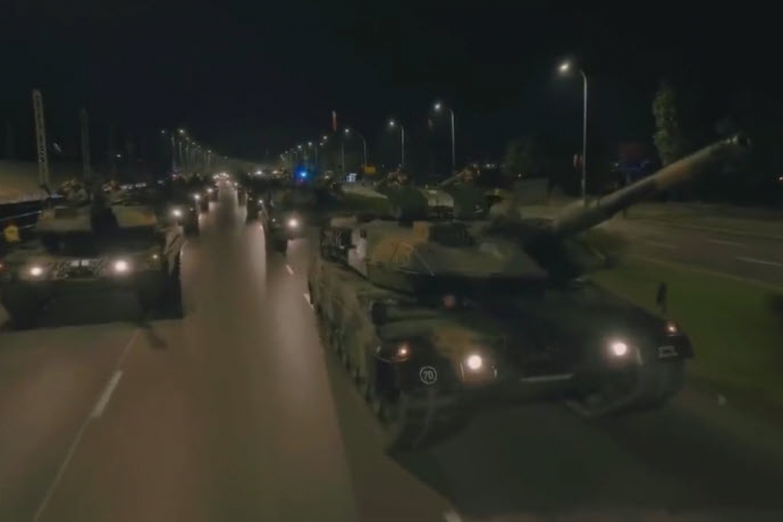 Poland Army Moves Through Warsaw - Massive Convoys, Tanks, Artillery, Armor