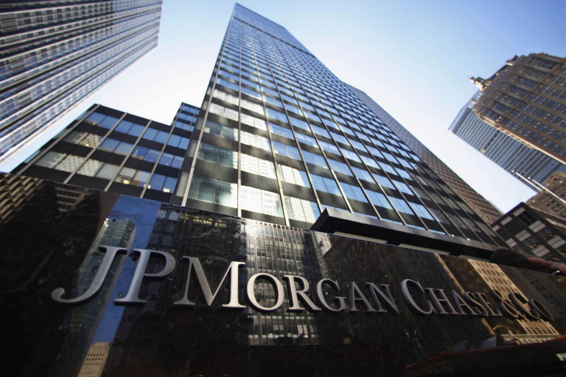 JP MORGAN CEO SOUNDS ALARM - Dark Winter for Banks