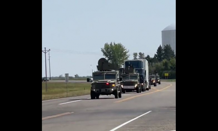 Video: Tractor-Trailer Carrying NUCLEAR WARHEADS on-the-move-North Dakota