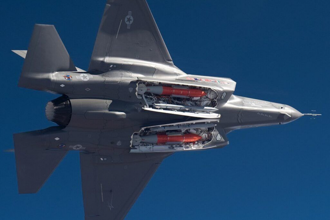 More Brinkmanship:  NATO Shows Pics of Netherlands F-35 loaded with Nuclear Bombs!