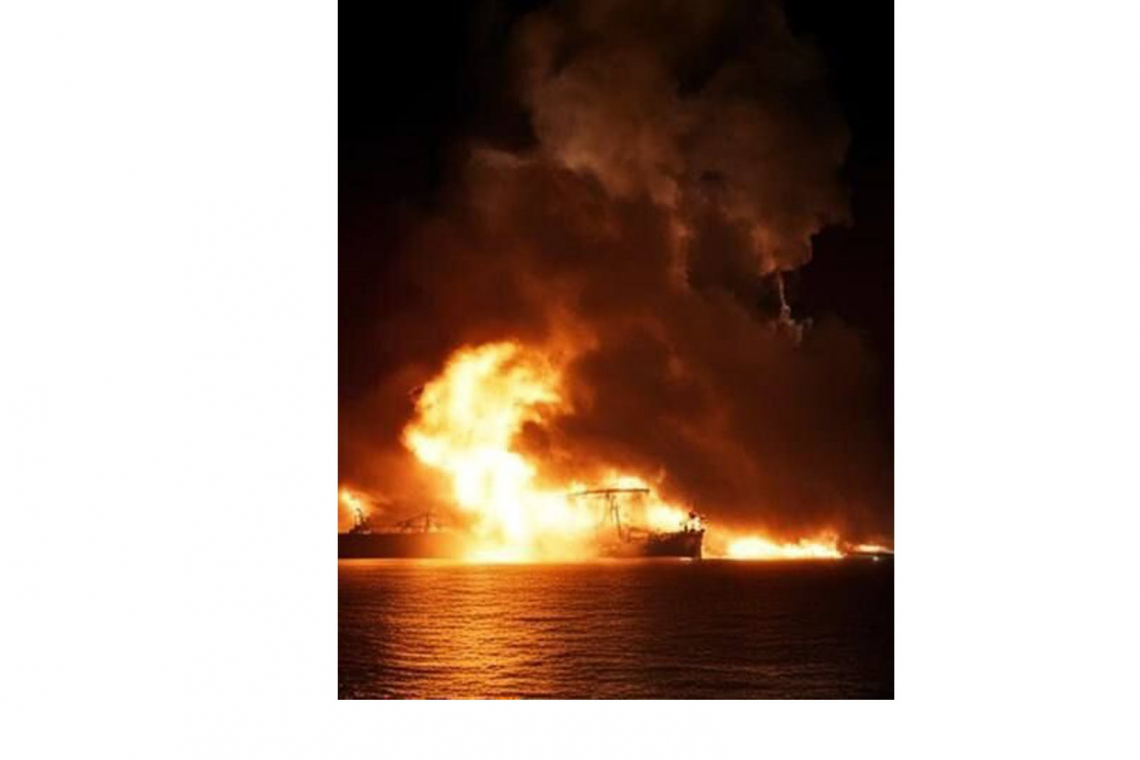 UPDATE 6:24 AM Saturday -- CREW ABANDONS SHIP -- SINKING . . .REPORTS: British Oil Tanker Hit By Yemen; &quot;Massive Fire, Sinking&quot;