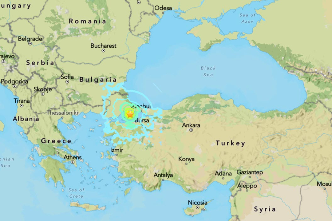 Strong M6.2 Earthquake Shakes Istanbul Turkey