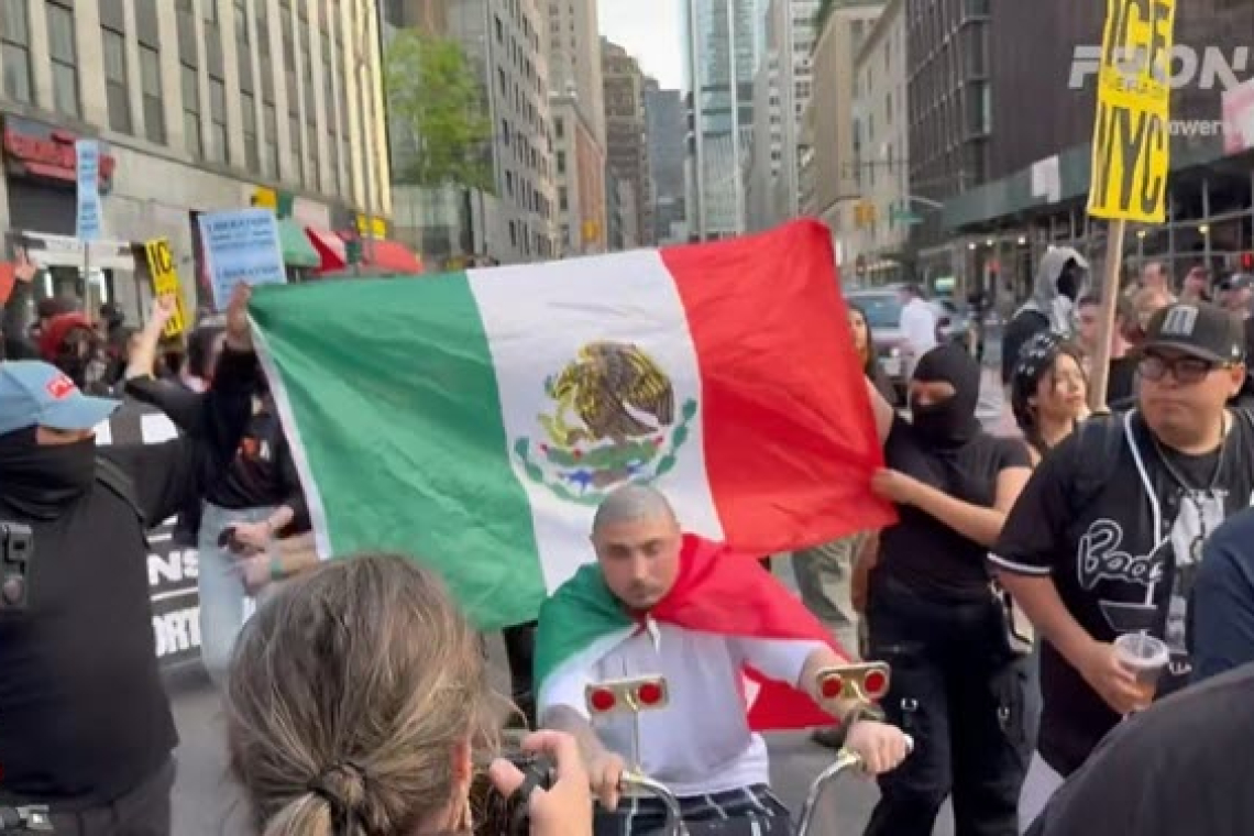 BREAKING: ANTI - I.C.E. PROTESTS NOW IN NEW YORK CITY