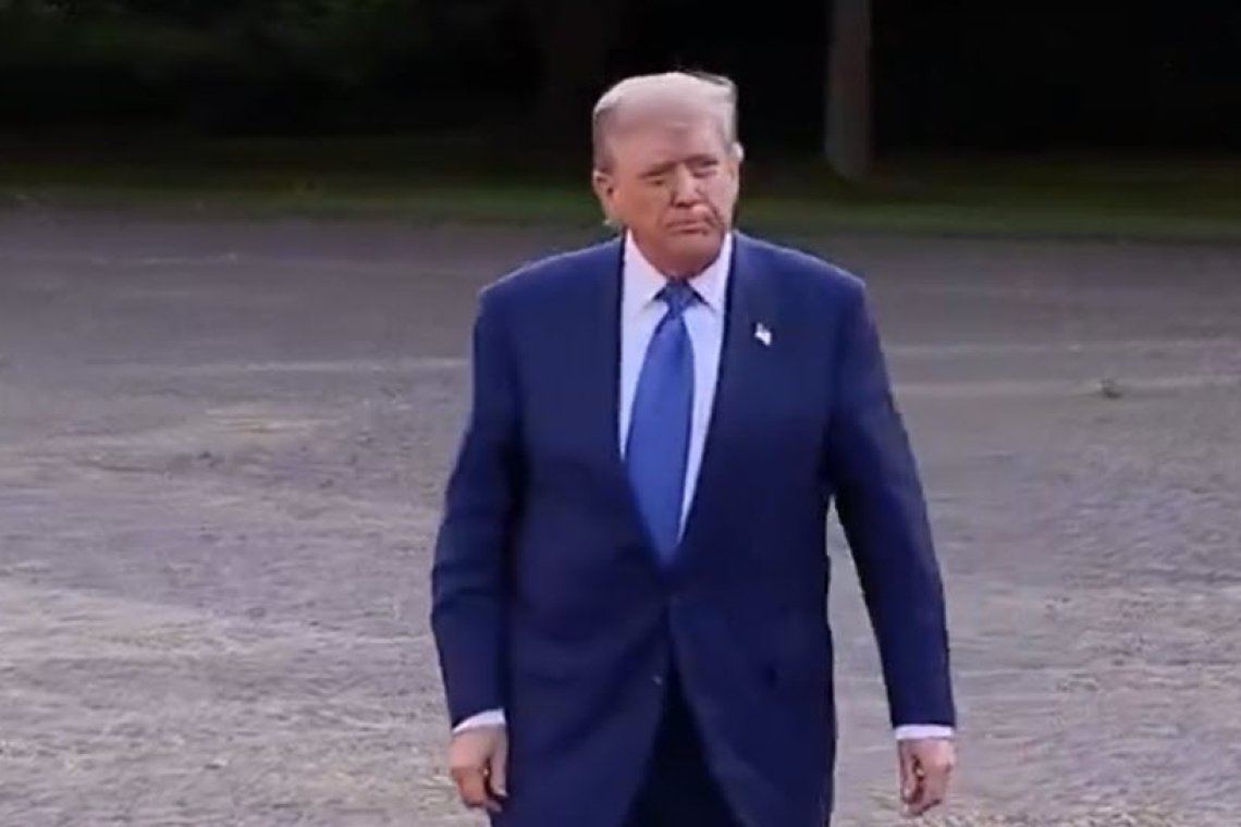 Trump Arriving NATO Summit; Has SAME FACIAL EXPRESSION Before Zelensky Blow-out