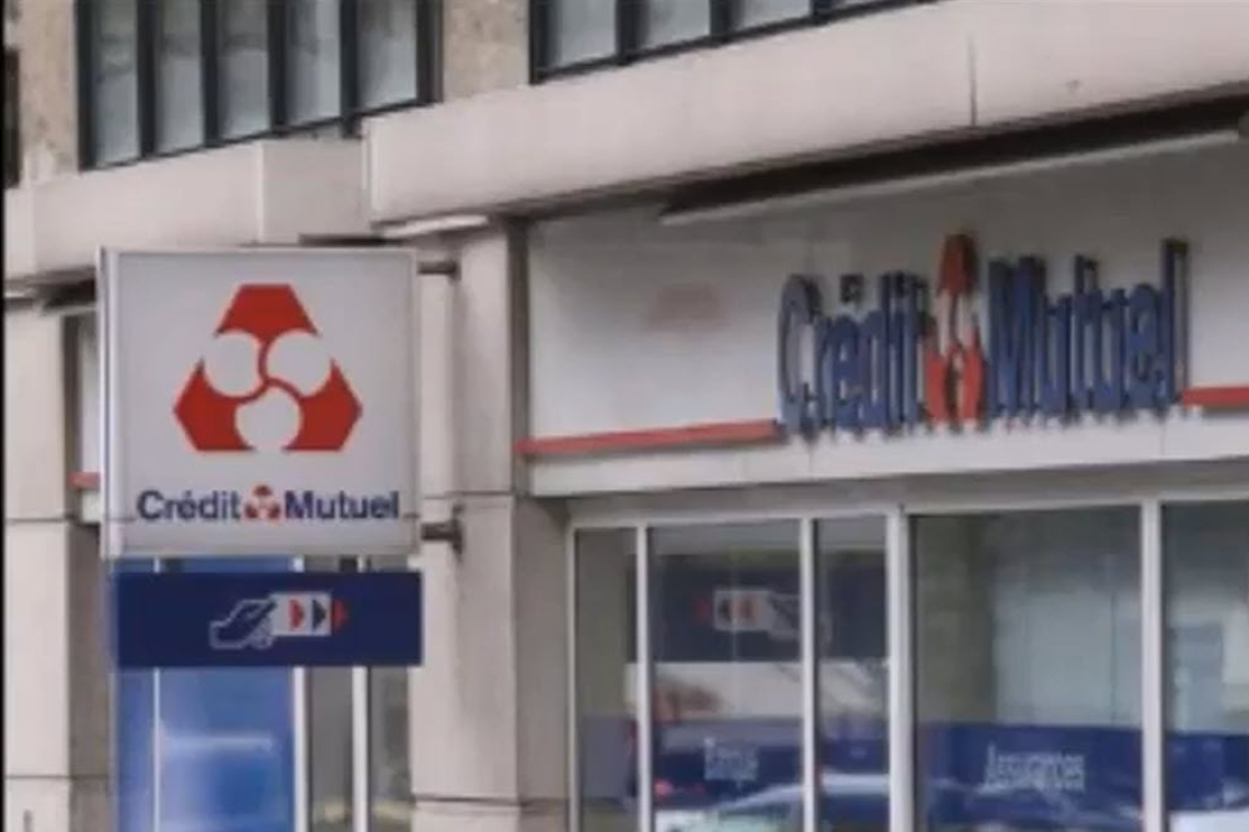 Nationwide Credit Card Outage Hits France