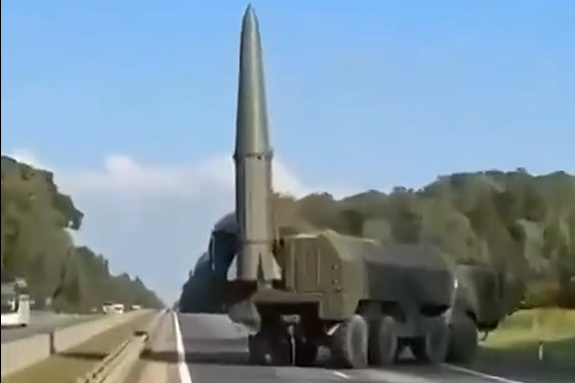 UPDATED: AIR RAID SIRENS IN POLAND - AIRPORT CLOSURE - BORDER CLOSURE Iskander Hypersonic Missiles Staged on ROADS in Kaliningrad - Erected and Ready for Launch