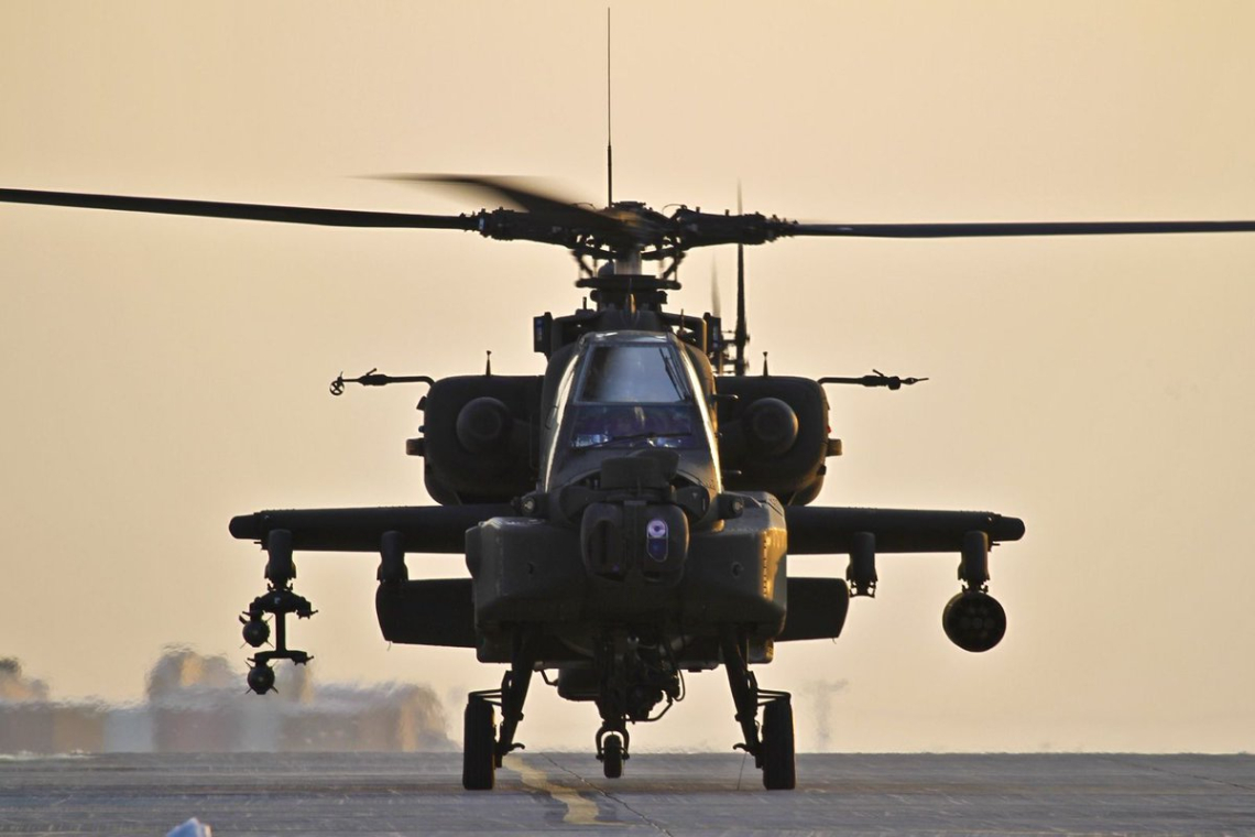 Apache Attack Helicopter Crashes, Washington State
