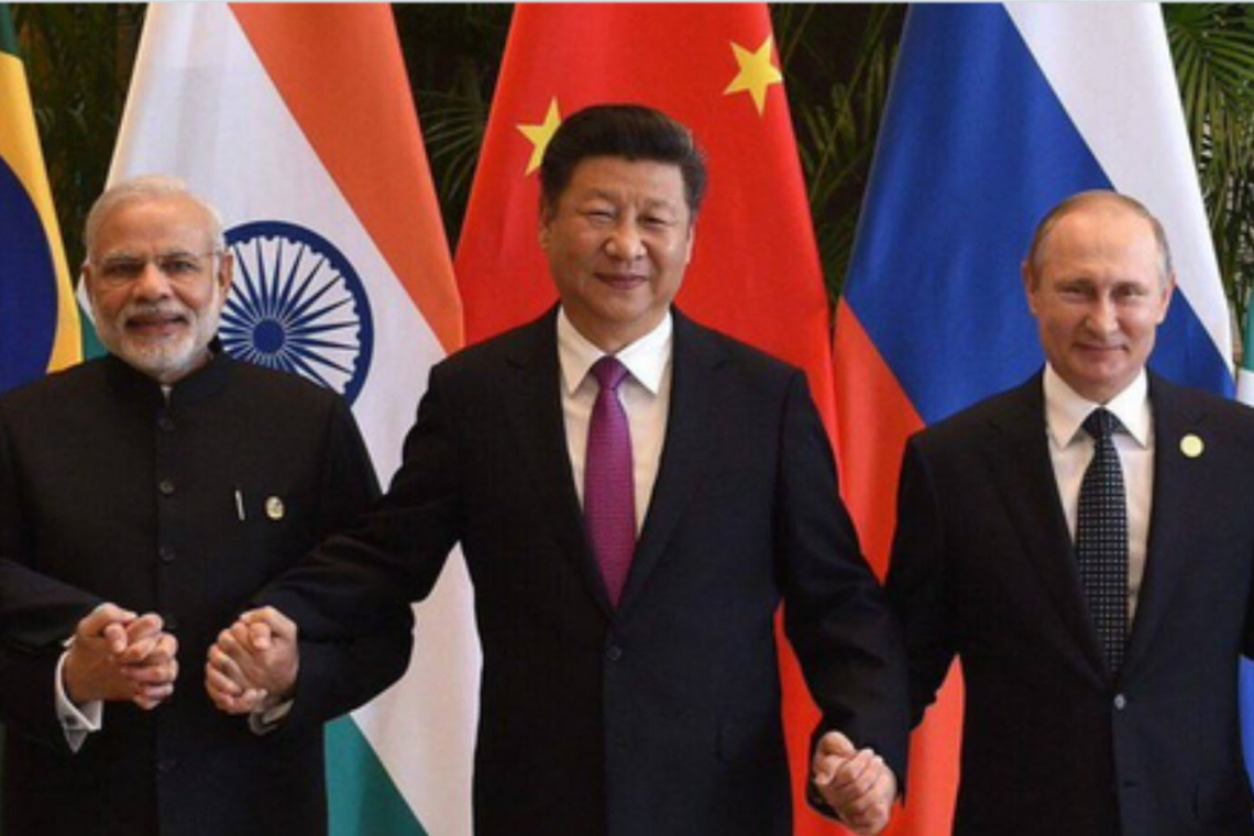 India Ceases Using U.S. Dollars for Russian Oil Purchases