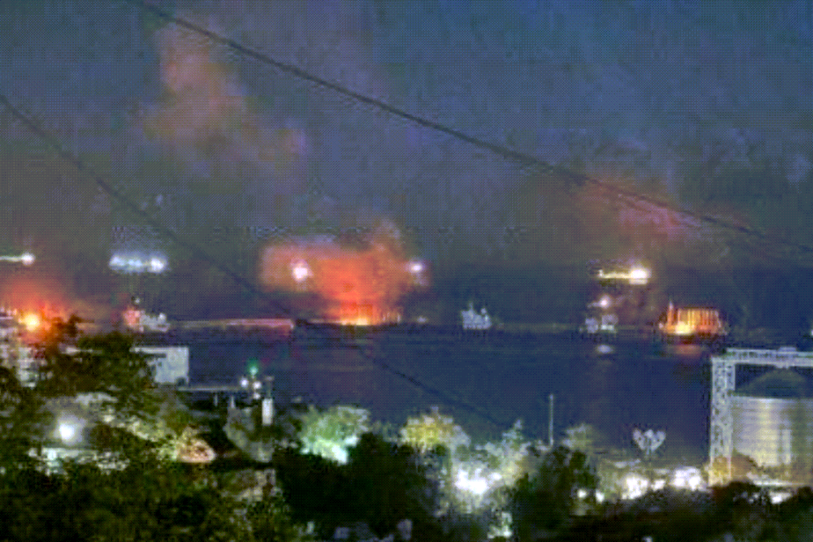 Ukraine Hits Russia’s Tuapse Black Sea oil export terminal