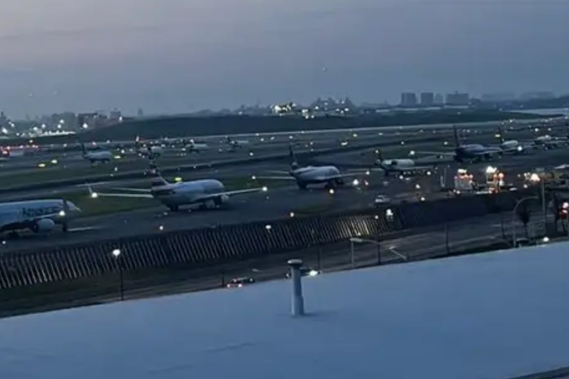 LaGuardia Airport in NYC: Full Ground Stop - Staffing Issues