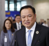 As New Fighting Erupts, Thailand Declares Peace Treaty with Cambodia 