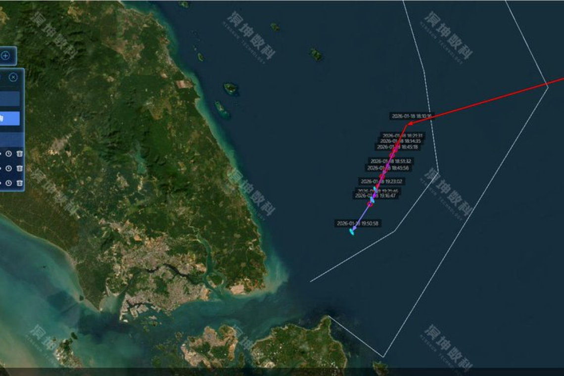 USS Abraham Lincoln Detected Nearing Malacca Strait