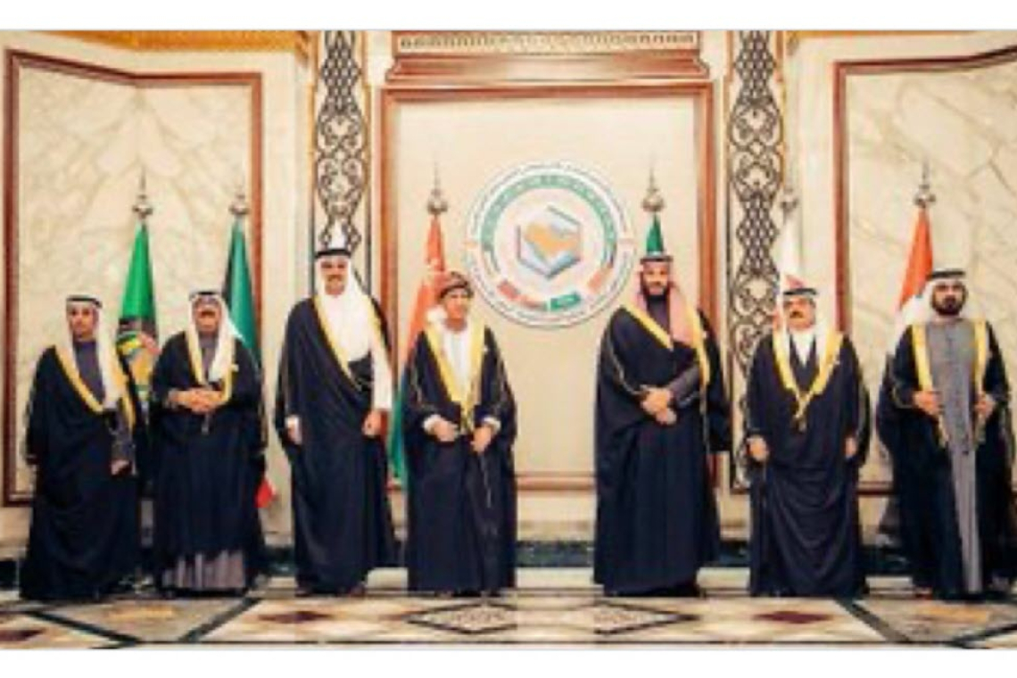 Arab Nations Now "Forbidding" US to Attack Iran - Past 24-48 Hours Show INTENSE U.S. Military Buildup