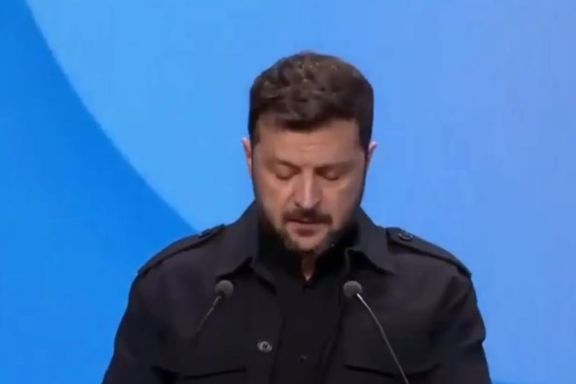 Zelensky Tells Staff "Negotiations With Russia Have Failed"