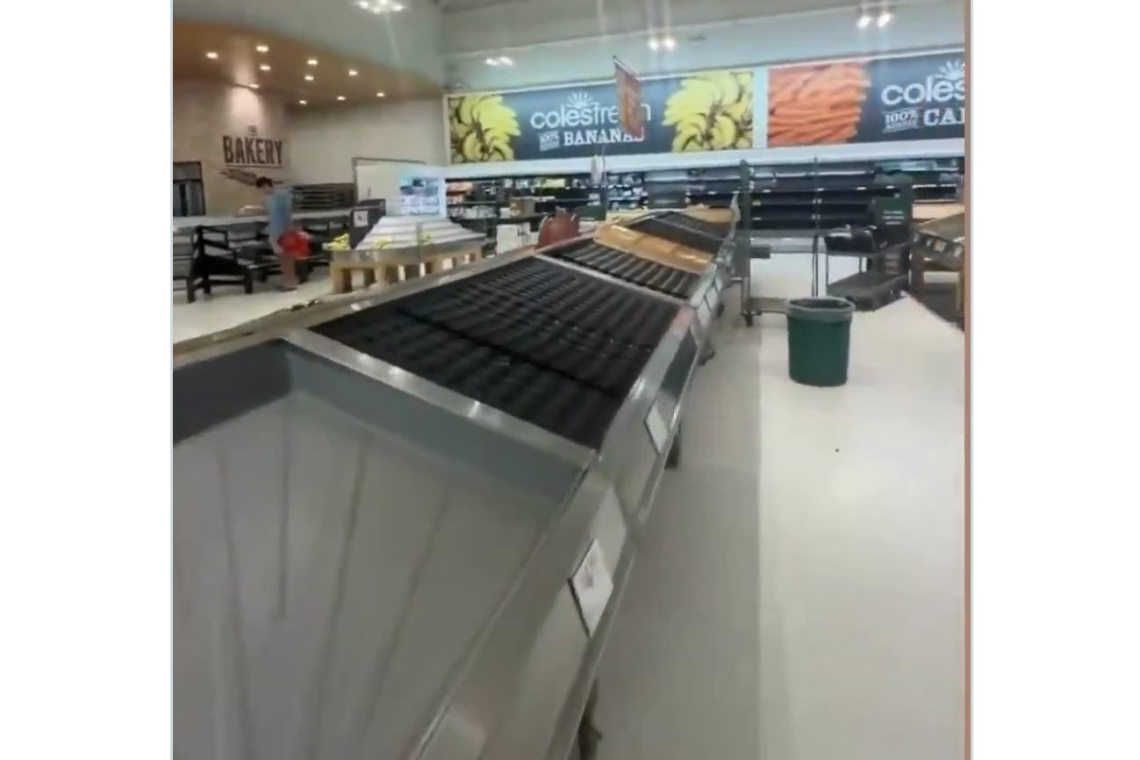 PANIC BUYING CLEARS SUPERMARKETS IN AUSTRALIA - No Fuel Means No Truck Deliveries